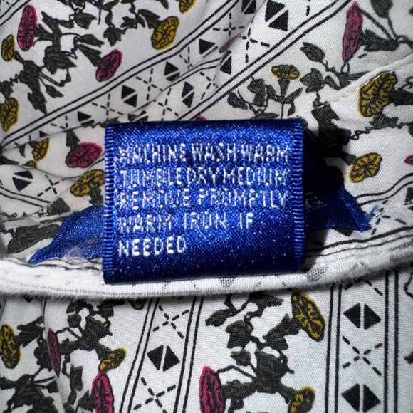 Prides Landing vintage Patterned Button-Up floral Shirt. Size MP. GUC - Picture 10 of 14